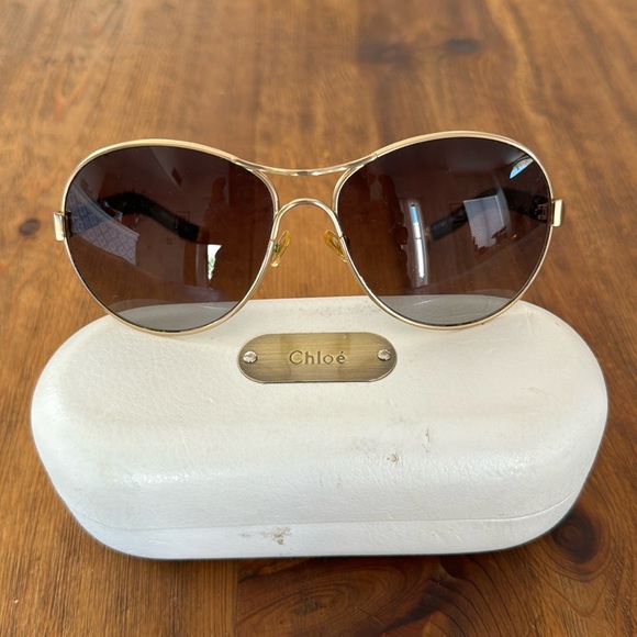 ☀️Chloé Sunglasses☀️ - Picture 1 of 9
